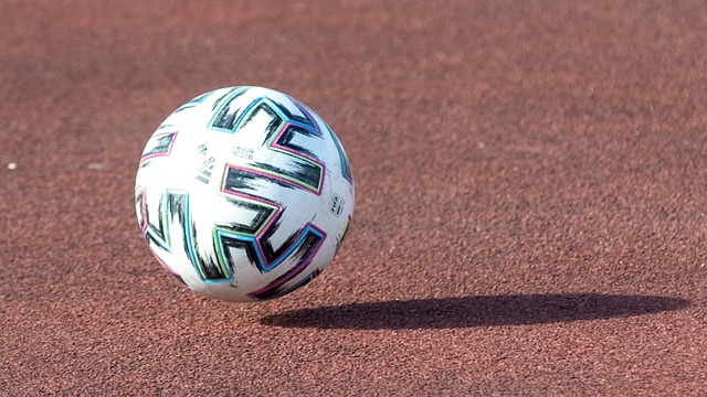 阿维兰热的 阿维兰热的